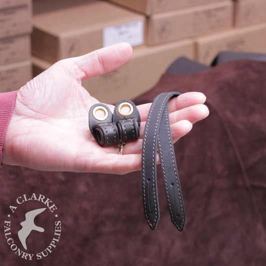 Lined anklets and matching jesses in our standard colours- black and brown!