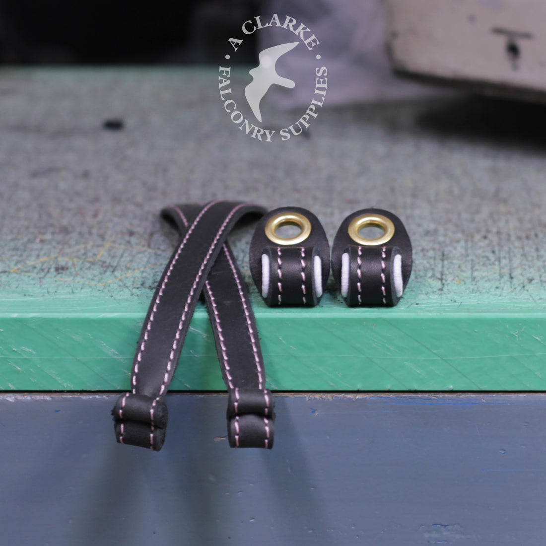 Matching bespoke anklets and jess set...